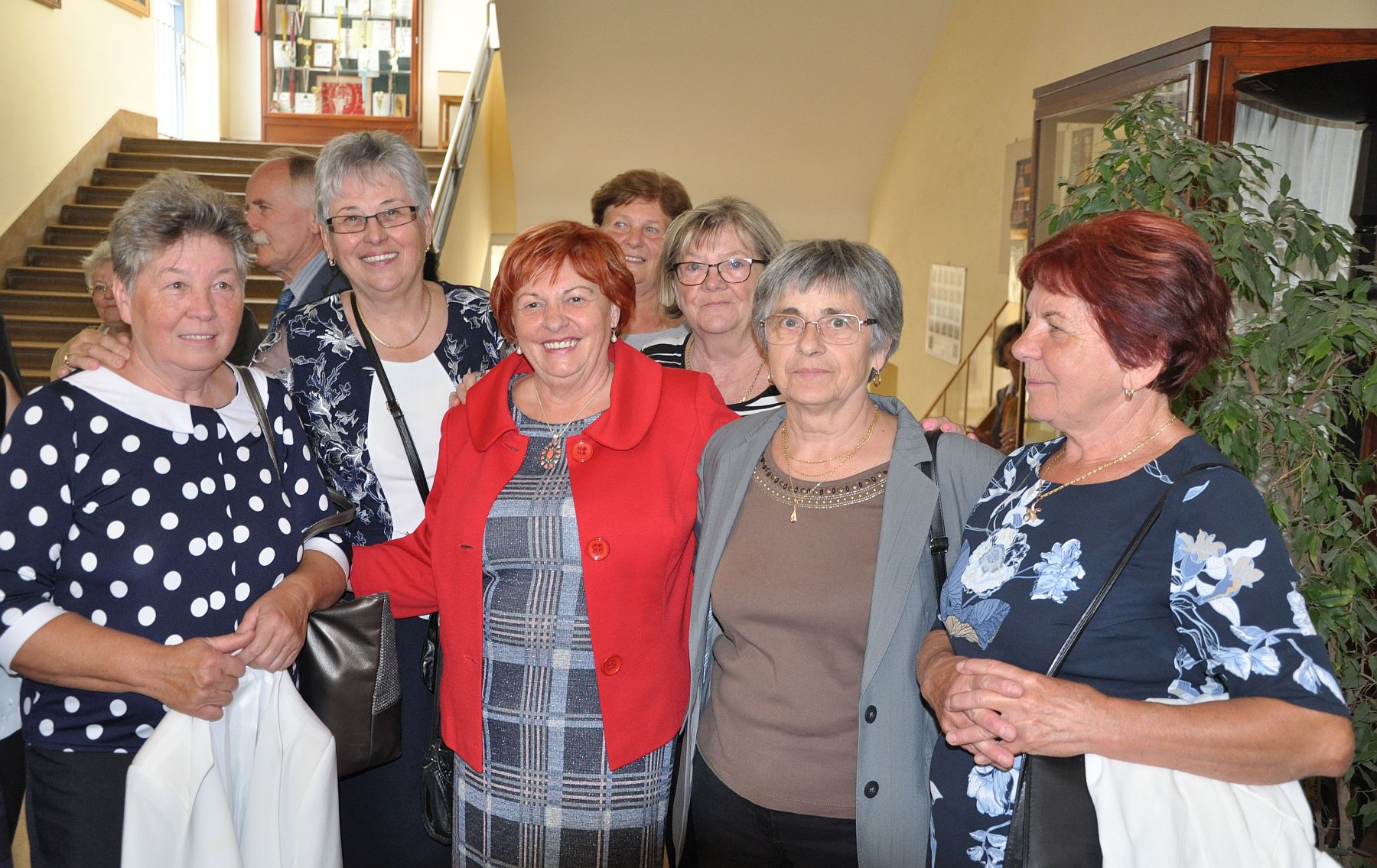 Fél évszázados érettségi találkozó és emléktábla-avatás a Józsefben